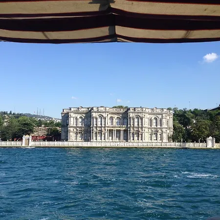 Hotell Golden Halic 3*