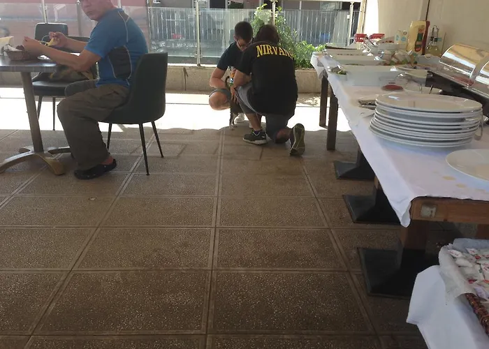 Hotel Golden Halic 3*