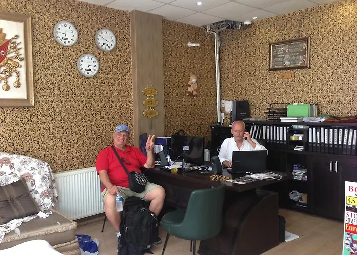 Hotel Golden Halic 3*