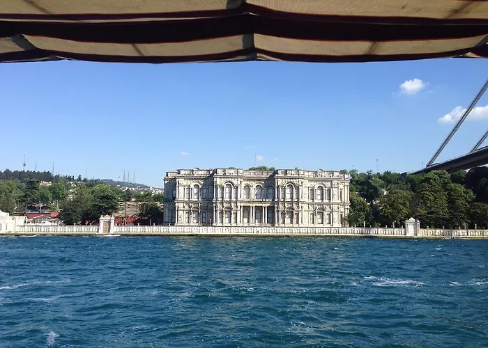 Hotel Golden Halic 3*