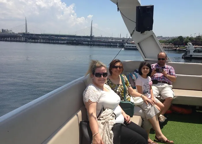 Hotel Golden Halic 3*