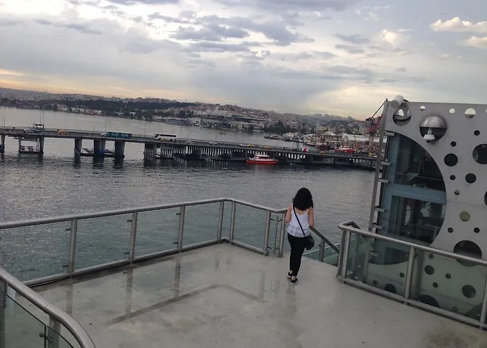 Hotel Golden Halic 3*