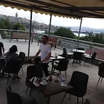 Golden Halic